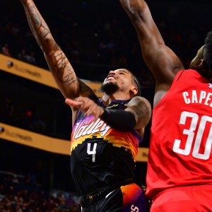 开云-首节领先21分，34次罚球！仍然被火箭队完成赛季横扫，7连胜！