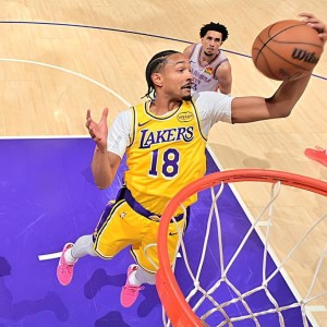 唯一正负值不是负数的球员！湖人后场新星的表现突然有所好转？